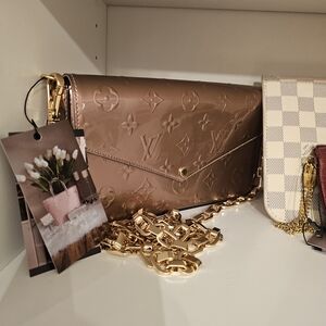 Louis Vuitton Brown Vernis Monogram Envelope Clutch with Gold Chain